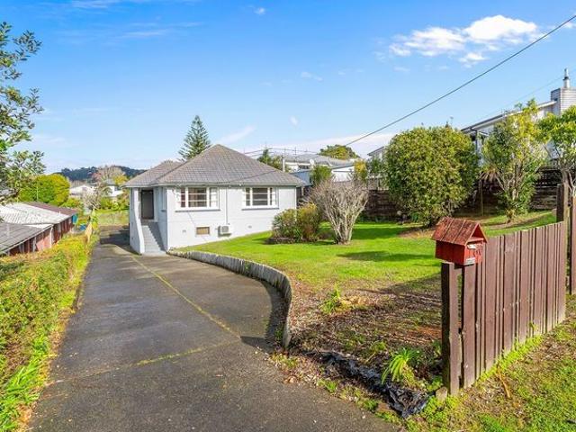 60 Glengarry Road, Glen Eden, Waitakere City