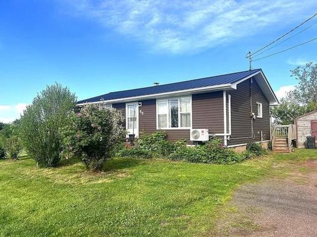 60 Lady Slipper Drive, Miscouche, PE, C0B 1T0 house for sale | Listing ID 202615 | Royal LePage