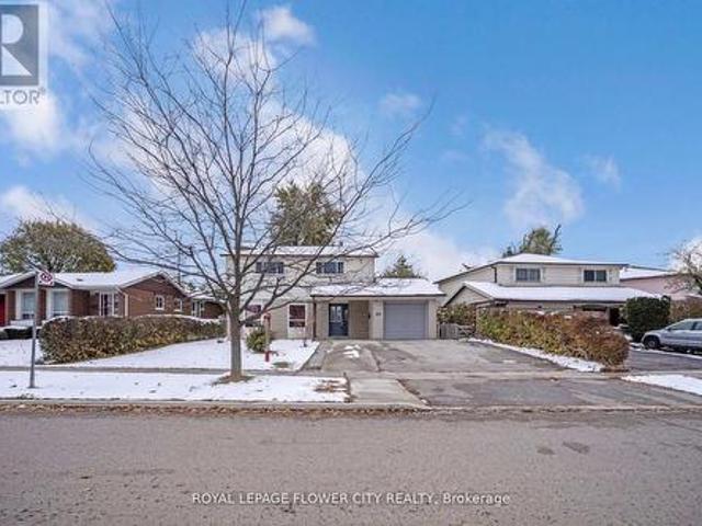 60 Lexington Avenue, Toronto, ON, M9V 2G8 house for sale | Listing ID W13045 | Royal LePage