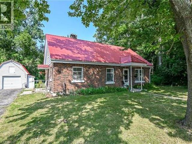 60 Locks Road, Brantford, ON, N3S 6Y9 house for sale | Listing ID 40849 | Royal LePage