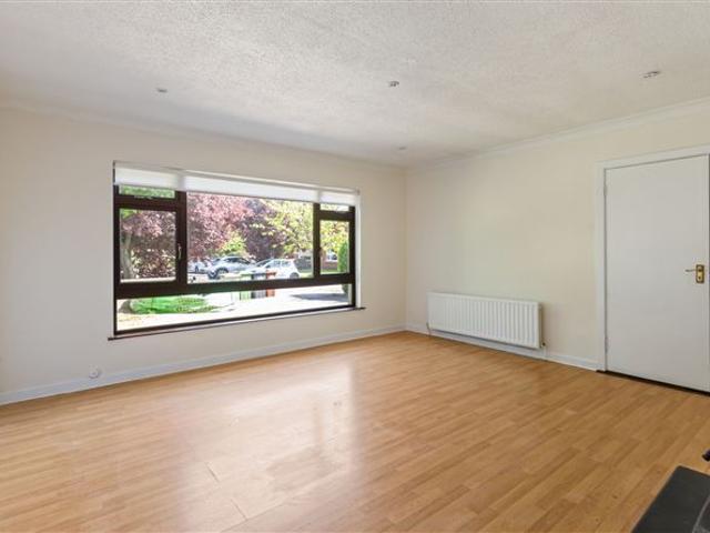 60 Newtown Park, Leixlip, Co. Kildare Sherry FitzGerald Brady O'Flaherty 4927 MyHome. Ie Residential