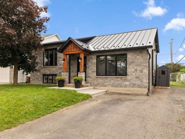 60 Rue De Mingan, Gatineau. QC, J8R 2C9 house for sale | Listing ID 17674 | Royal LePage