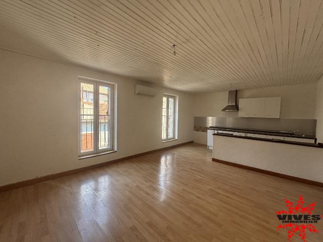 60m², 3 pièces en location à Puisserguier 500 € par mois