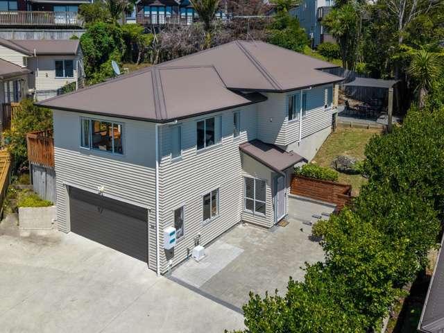 60A Topliss Drive, Northcross, North Shore City