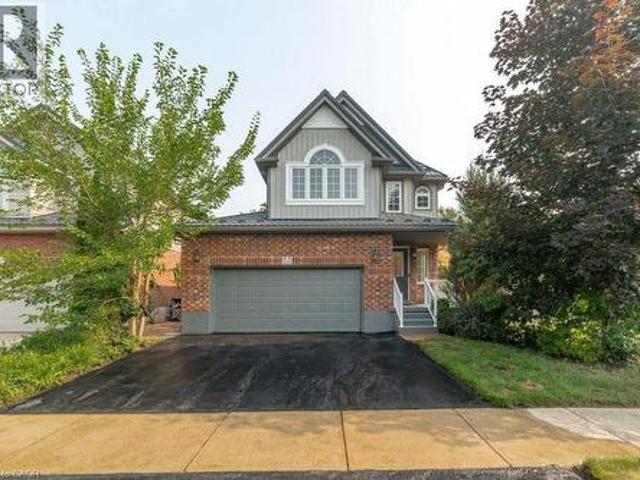 610 Violet Street, Waterloo, ON, N2V 2V9 house for sale | Listing ID 40851 | Royal LePage