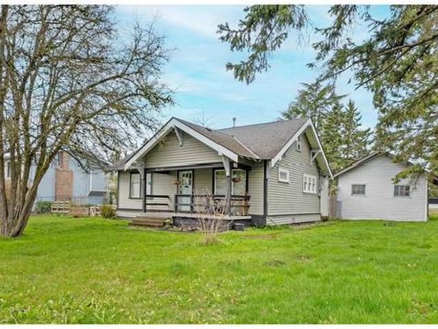 6119 Street, Surrey, BC, V3S 4E8 house for sale | Listing ID R2961 | Royal LePage