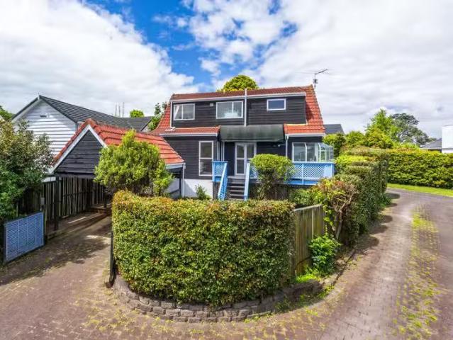 6/110 Norman Lesser Drive, St Johns, Auckland City Real Estate