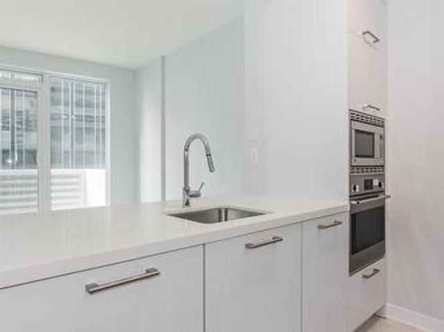 611 2 Yonge Street, Toronto, ON, M4S 0B8 lease for lease | Listing ID C13236 | Royal LePage