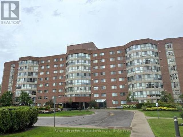 611 5 Weldrick Road W, Richmond Hill North Richvale, ON, L4C 8S9 condo for sale | Listing ID N13675 | Royal LePage