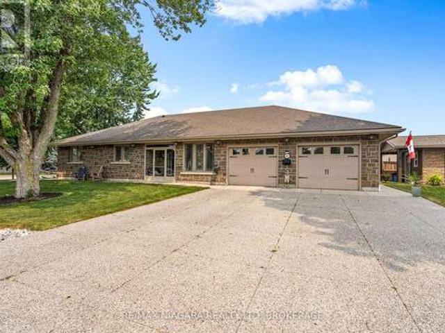 611 Sugarloaf Street, Port Colborne Sugarloaf, ON, L3K 0A3 house for sale | Listing ID X13582 | Royal LePage