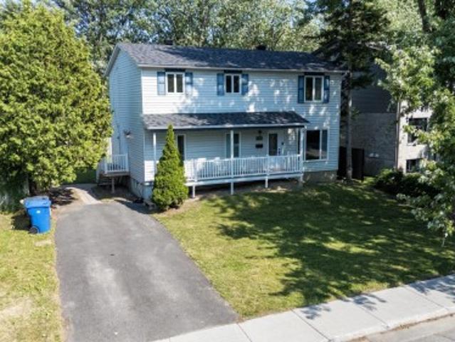 6125 Av. Bienville, Brossard, QC, J4Z 1W6 house for sale | Listing ID 13394 | Royal LePage