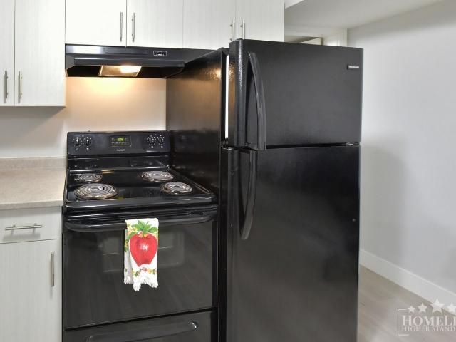 6125 146 St 1 Bedroom Apartment for Rent at 6125 146 St, Surrey, BC V3S 3A1 South Newton