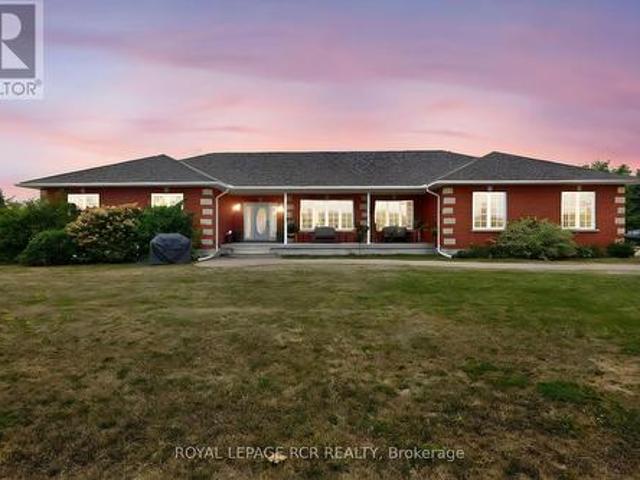 6128 Eighth Line, Erin, ON, N0B 1Z0 house for sale | Listing ID X13449 | Royal LePage