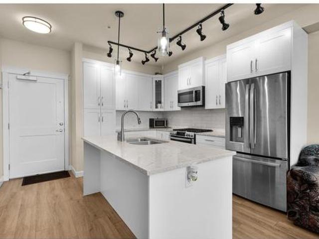 612 11 Ravine Road, Surrey, BC, V3T 0R7 Single Family Property For Sale | Listing ID R3150 | Royal LePage
