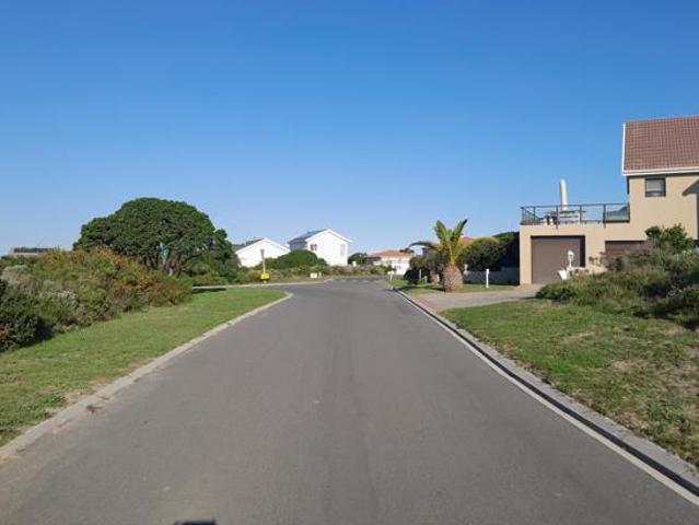 612 m² Land available in Kleinbaai