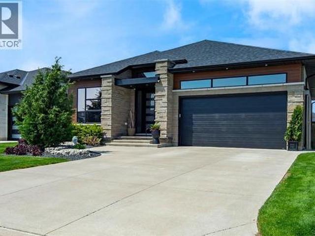 612 Mead Court, Sarnia, ON, N7W 1A3 house for sale | Listing ID 26014 | Royal LePage