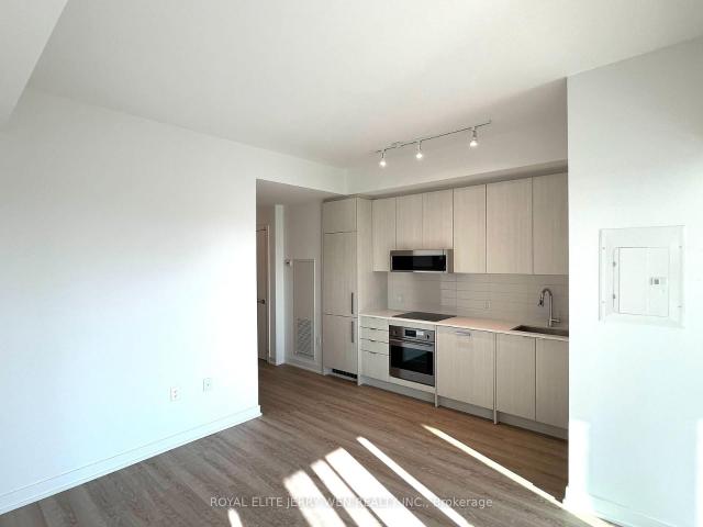 613 250 Lawrence Avenue W, Toronto | 1+1Beds/1Bath, Condo, $2,450/mo | Condos. Ca