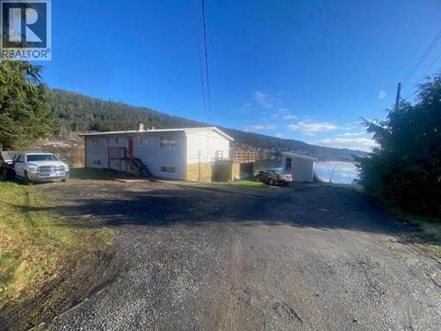 614 5Th Avenue, Daajing Giids City, BC, V0T 1S0 house for sale | Listing ID R3098 | Royal LePage