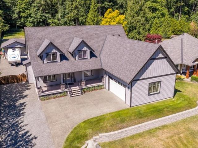 641 Colby Rd, Comox, BC, V9M 4H8 Luxury House for sale | Listing ID 1040 | Royal LePage Carriage Trade Luxury Properties