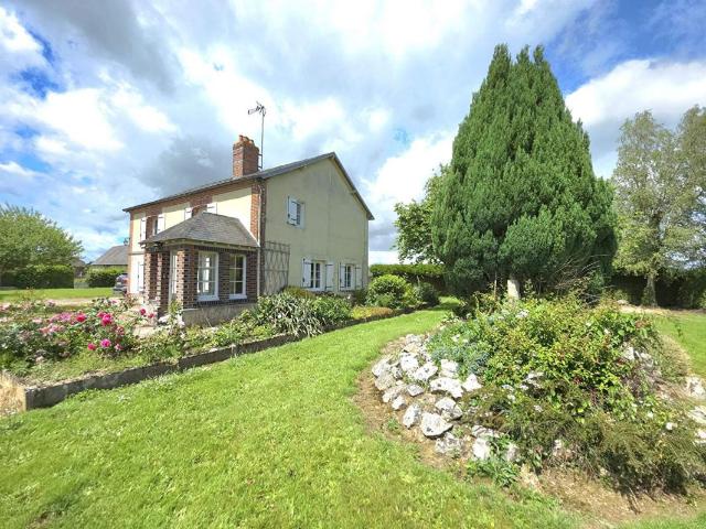 61550 Maison de pays La Ferté En Ouche 5 pièce s 113 m2, 3 chambres terrain 1.400 m²