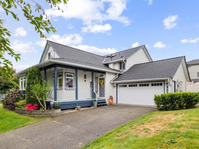 6155 A Street, Surrey, BC, V3S 8C7 house for sale | Listing ID R3128 | Royal LePage