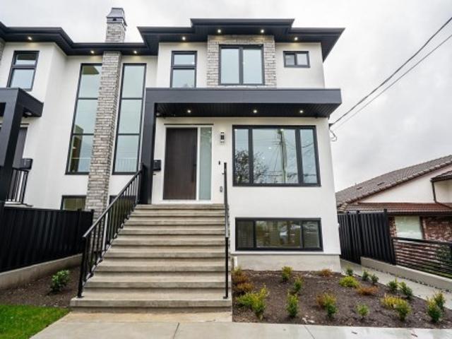 6150 Napier Street, Burnaby, BC, V5B 2C1 duplex for sale | Listing ID R3025 | Royal LePage