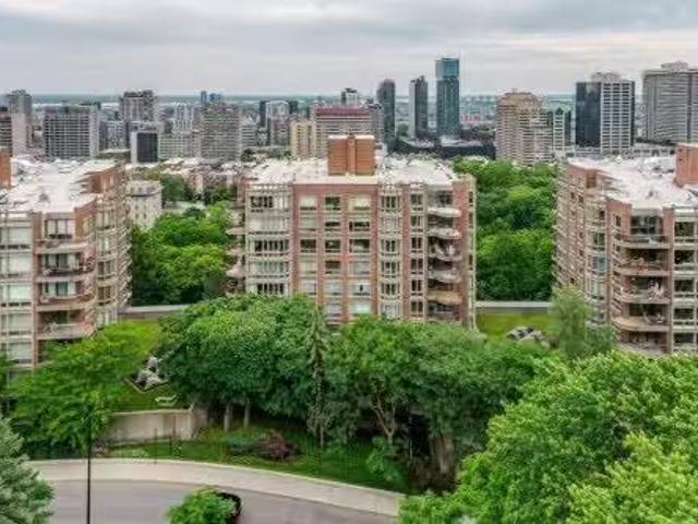 615 3577 Av. Atwater, Montréal Ville Marie, QC, H3H 2R2 le.