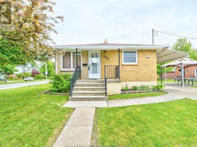 615 Giles West, Windsor, ON, N9A 6H9 house for sale | Listing ID 25019 | Royal LePage