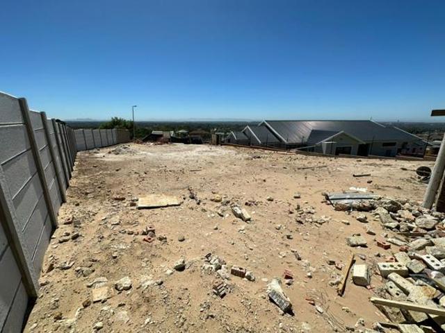 615 m² Land available in Kamma Heights