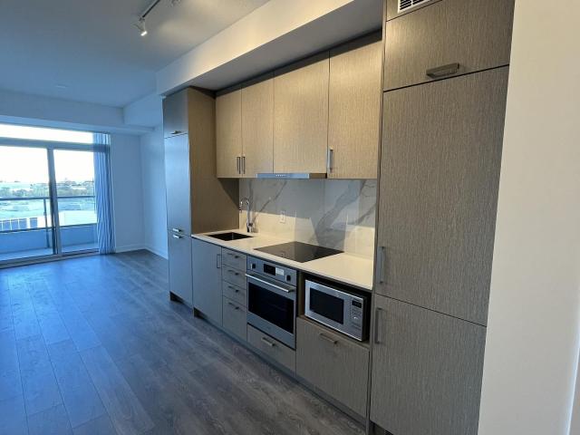 616 60 Honeycrisp Crescent, Vaughan | 1+1Beds/1Bath, Condo, $2,300/mo | Condos. Ca