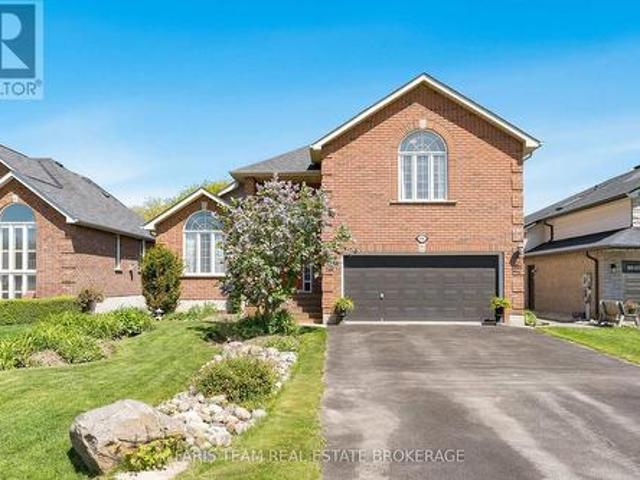 616 Glen Cedar Crescent, Innisfil, ON, L9S 2J4 house for sale | Listing ID N13213 | Royal LePage