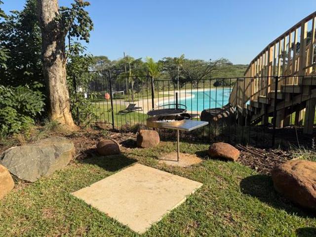 616 m² Land available in Ballito Central