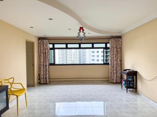 617 Jurong West Street 65 HDB Apartment For Sale, $580,000, 3 Bed 2 Bath 968 sqft $599.00 psf