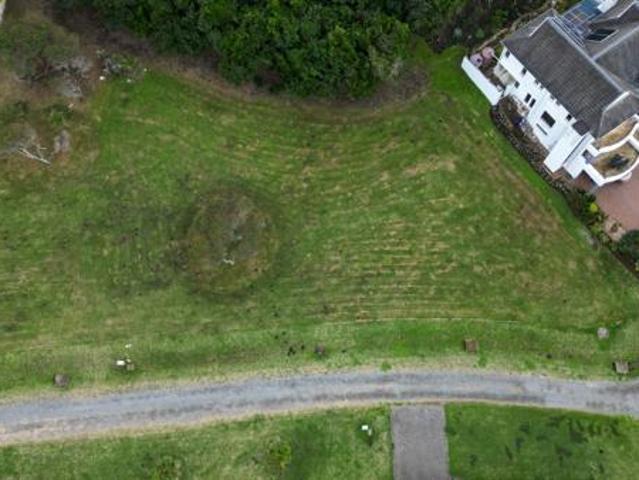 617 m² Land available in Hickmans River