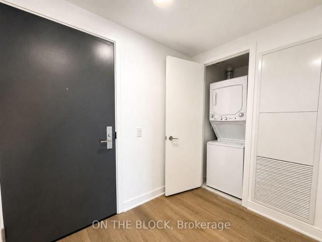 618 86 Dundas Street E, Mississauga | 1+1Beds/2Bath, Condo, $2,200/mo | Condos. Ca