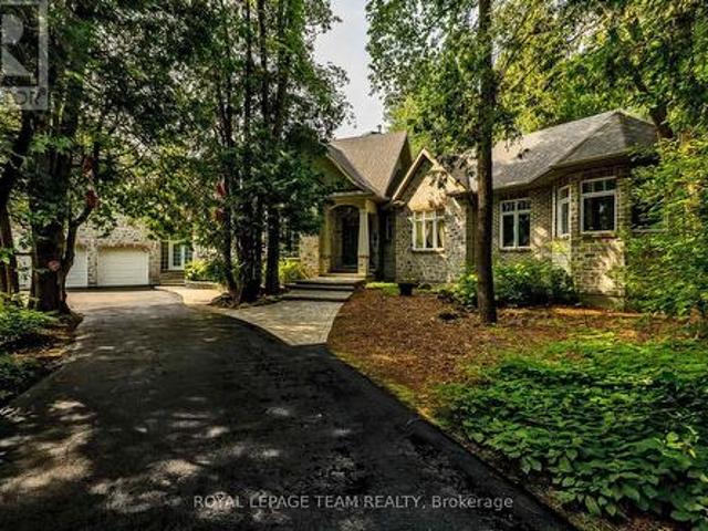 6196 Deermeadow Drive, Ottawa, ON, K4P 1M9 house for sale | Listing ID X13454 | Royal LePage
