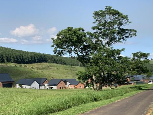 619 m² Land available in St Johns Village