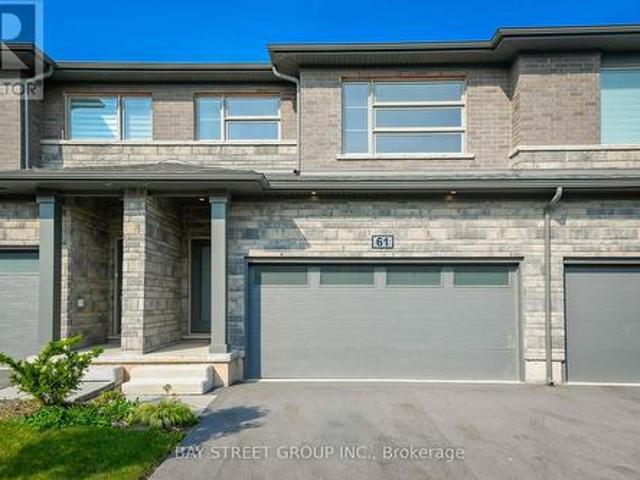 61 4552 Portage Road, Niagara Falls Cherrywood, ON, L2E 6A8 townhouse for sale | Listing ID X12241 | Royal LePage