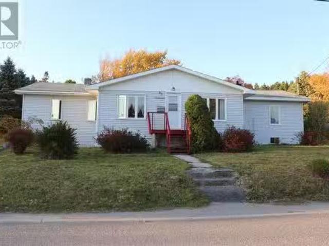 61 63 Hillview Avenue, Stephenville, NL, A2N 1T3 house for s.