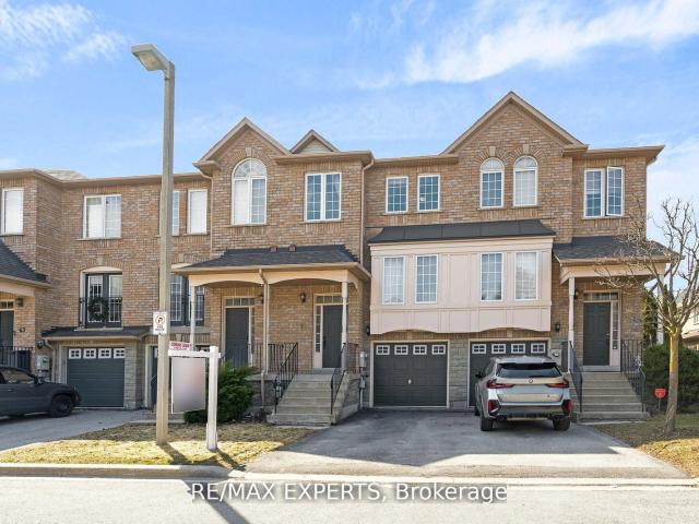 61 19 Foxchase Avenue, Woodbridge | For Sale @ $940,000 | Condos. Ca