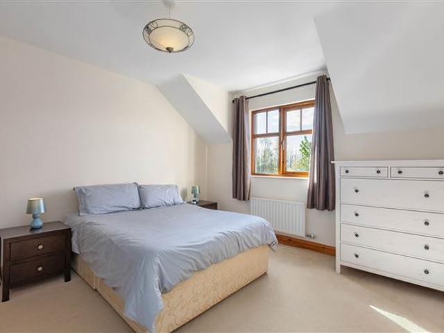 380,000 | 61 Woodbrook Crescent, Castleknock, Dublin 15 Flynn & Associates Castleknock 4995 MyHome. Ie Residential