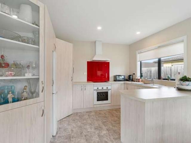 61 Ashmore Park Road, Carterton