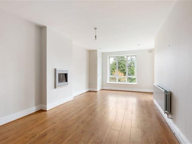 61 Ballintyre Square, Ballinteer, Dublin 16 Sherry FitzGerald Dundrum 4922 MyHome. Ie Residential