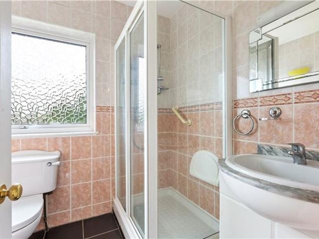 61 Beech Park Drive, Foxrock, Dublin 18 Lisney Sotheby's International Realty Blackrock 4800 MyHome. Ie Residential