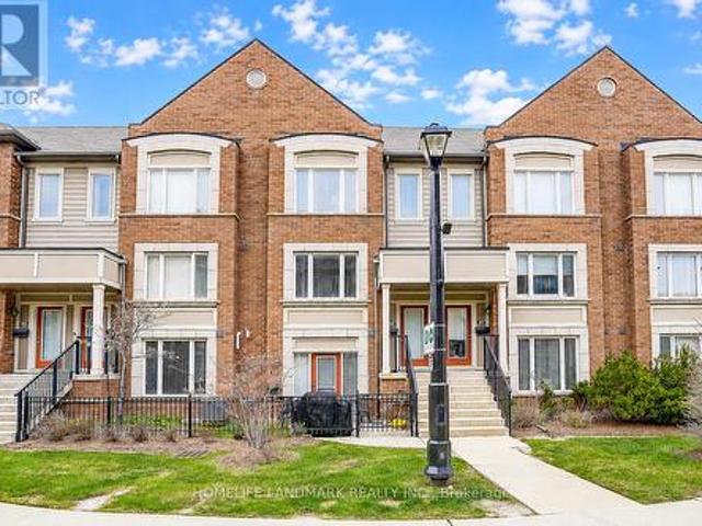 61 Burton Howard Drive, Aurora, ON, L4G 0S1 townhouse for sale | Listing ID N13132 | Royal LePage