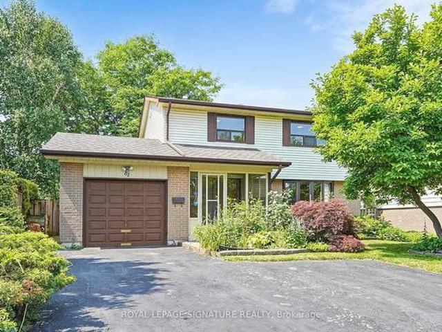 61 Centre Street S, Brampton, ON, L6W 2X7 house for sale | Listing ID W12266 | Royal LePage