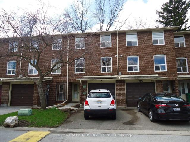 61 Eden Park Drive, Brampton | For Sale @ $469,900 | Condos. Ca
