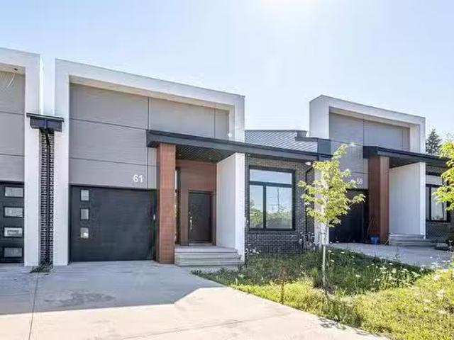 61 Helen Creighton Court, Bedford, NS, B4B 0Z6 house for sal.