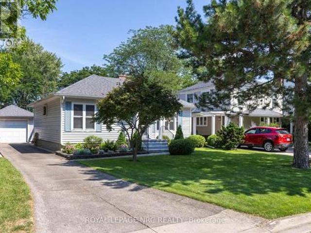 61 Highland Avenue, St. Catharines Old Glenridge, ON, L2R 4H9 house for sale | Listing ID X13635 | Royal LePage