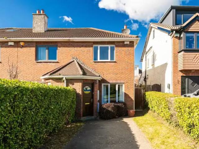61 Hollybrook Park, Bray, Bray, Co. Wicklow, A98FX01 is for sale